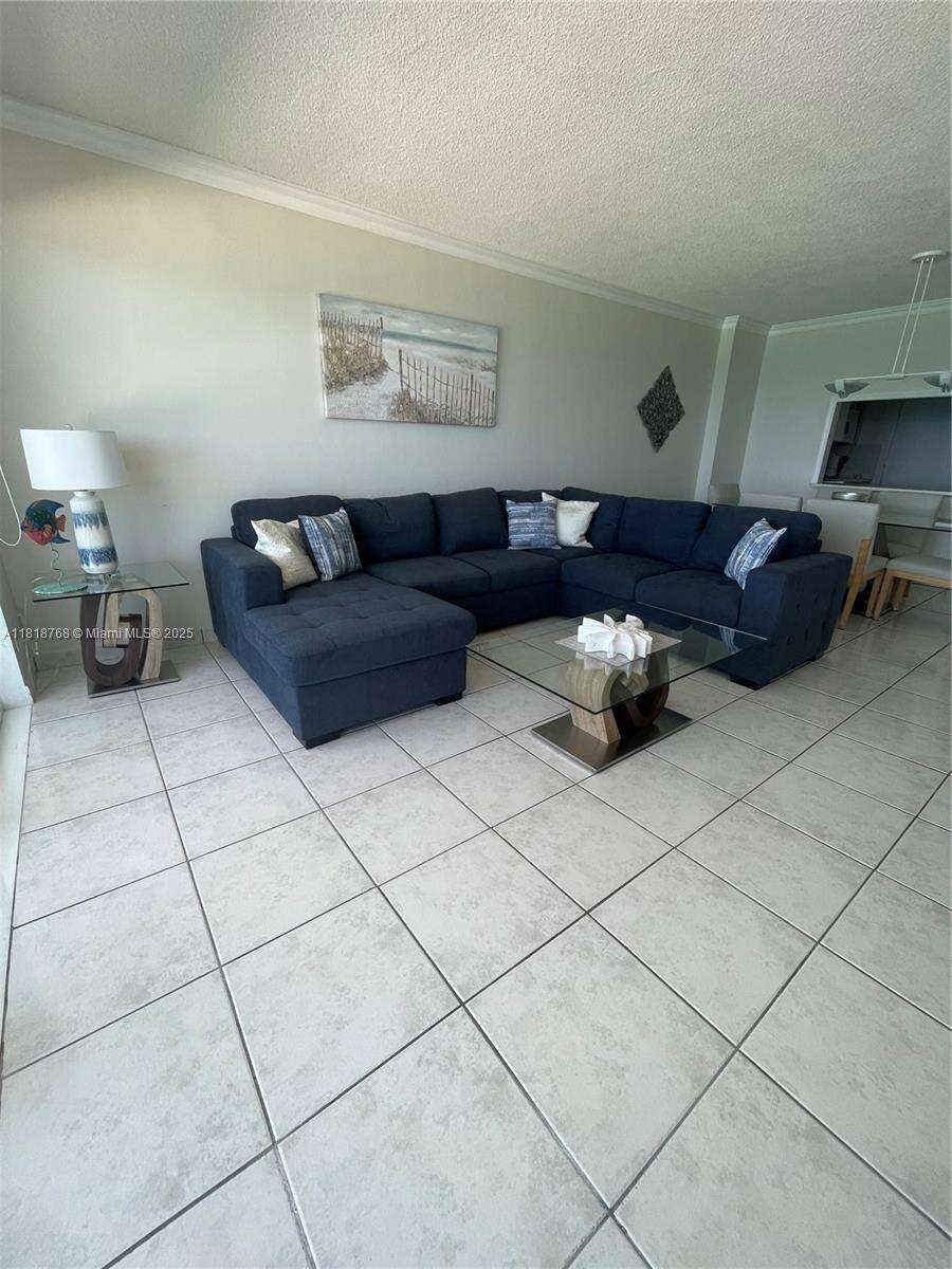 The Pavilion at 5601 Collins, Miami Beach, FL 33140 - For Rent photo 4