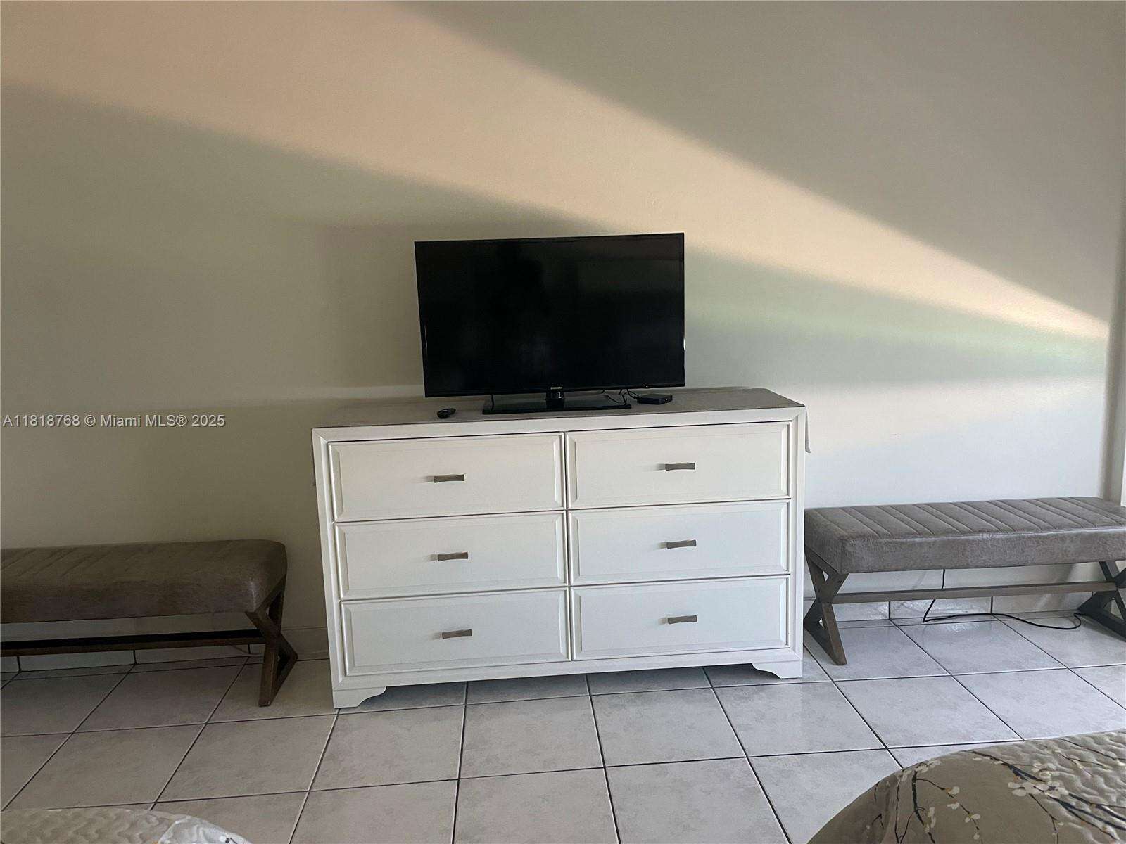 The Pavilion at 5601 Collins, Miami Beach, FL 33140 - For Rent photo 8
