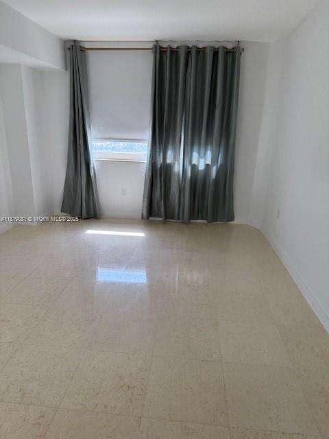 Turnberry On The Green at 19501 Country Club Dr, Aventura, FL 33180 - For Rent photo 14