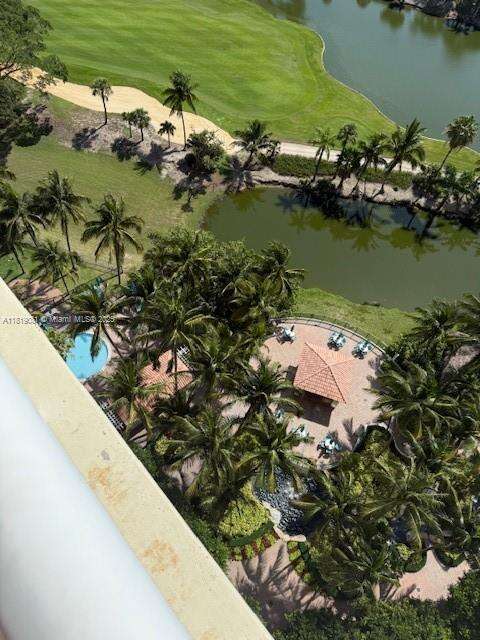 Turnberry On The Green at 19501 Country Club Dr, Aventura, FL 33180 - For Rent photo 19
