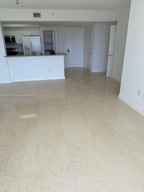 Turnberry On The Green at 19501 Country Club Dr, Aventura, FL 33180 - For Rent photo 20