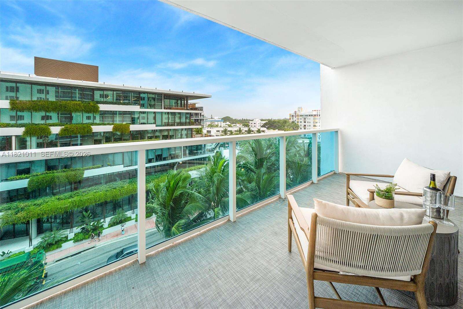 Roney Palace at 2301 Collins Ave, Miami Beach, FL 33139 - For Rent photo 13