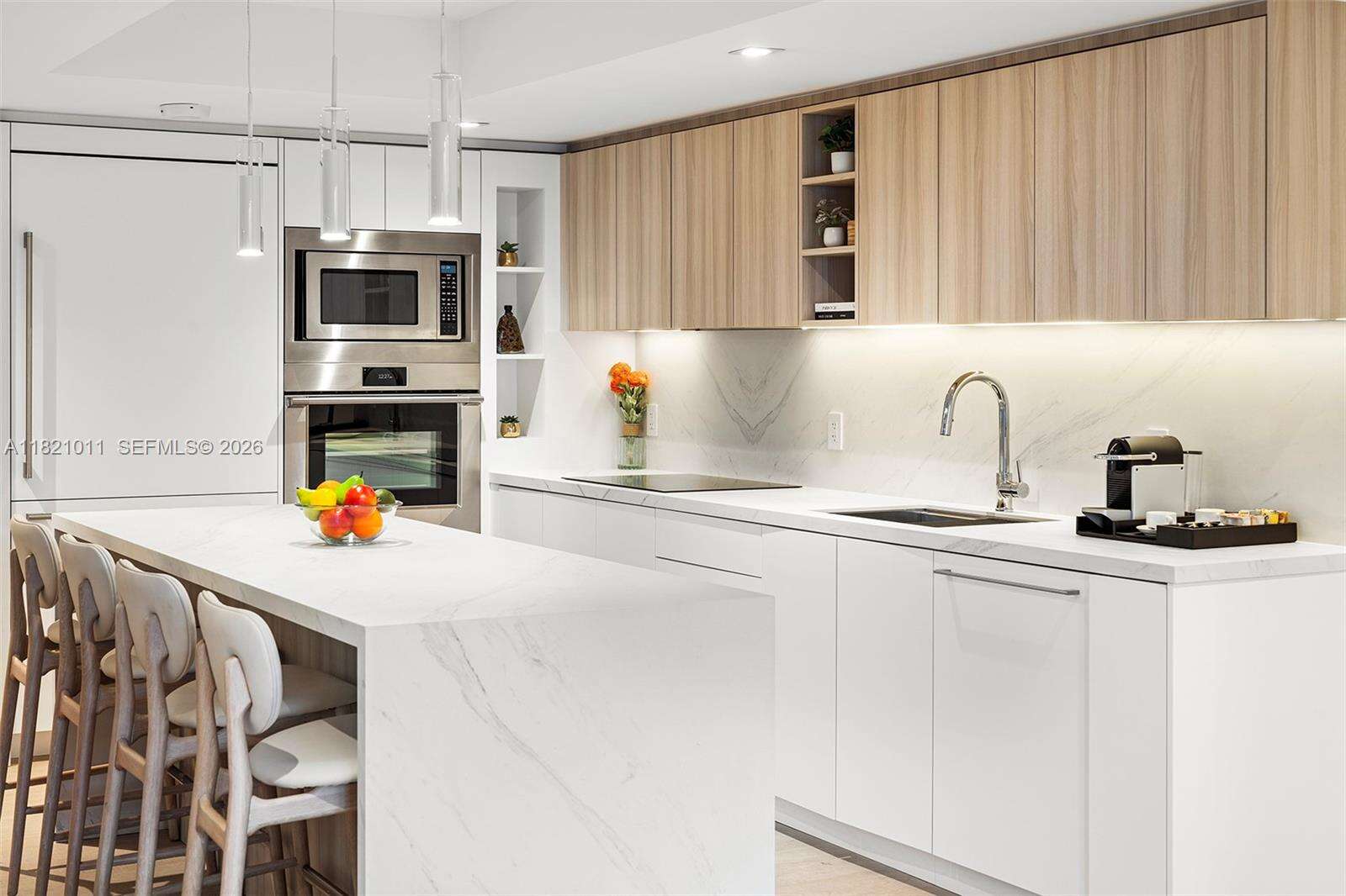 Roney Palace at 2301 Collins Ave, Miami Beach, FL 33139 - For Rent photo 21