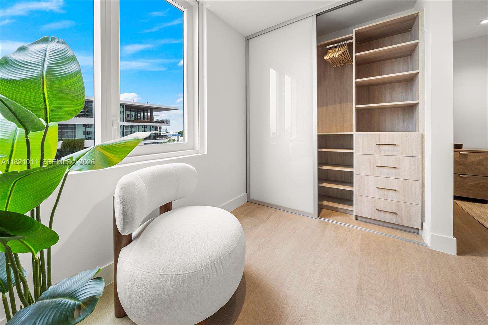 Roney Palace at 2301 Collins Ave, Miami Beach, FL 33139 - For Rent photo 32