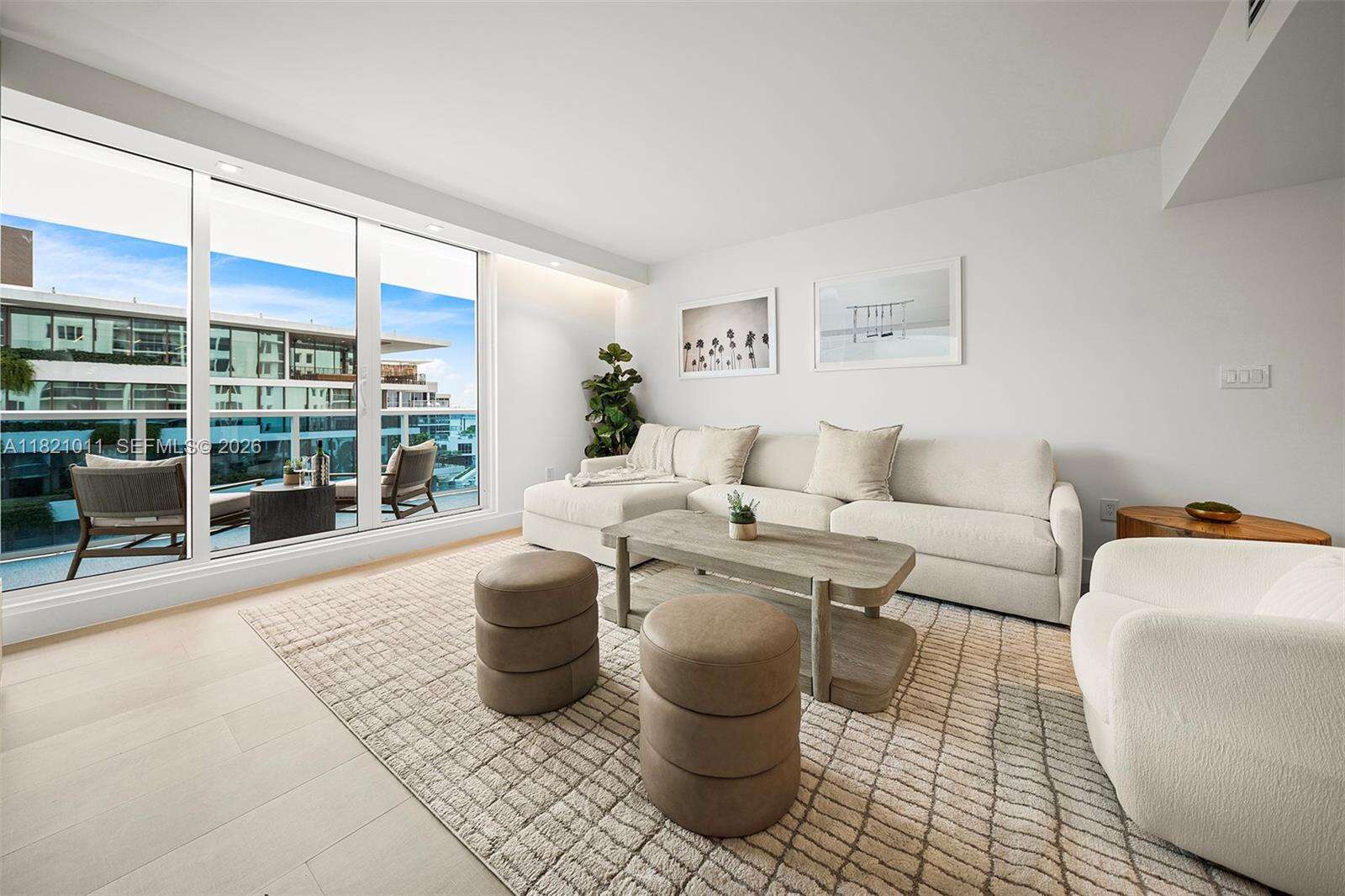 Roney Palace at 2301 Collins Ave, Miami Beach, FL 33139 - For Rent photo 6