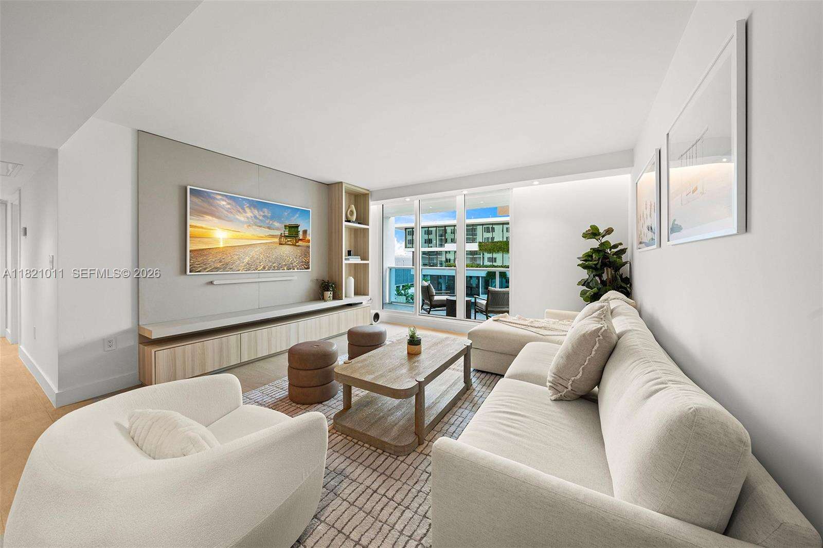 Roney Palace at 2301 Collins Ave, Miami Beach, FL 33139 - For Rent photo 7