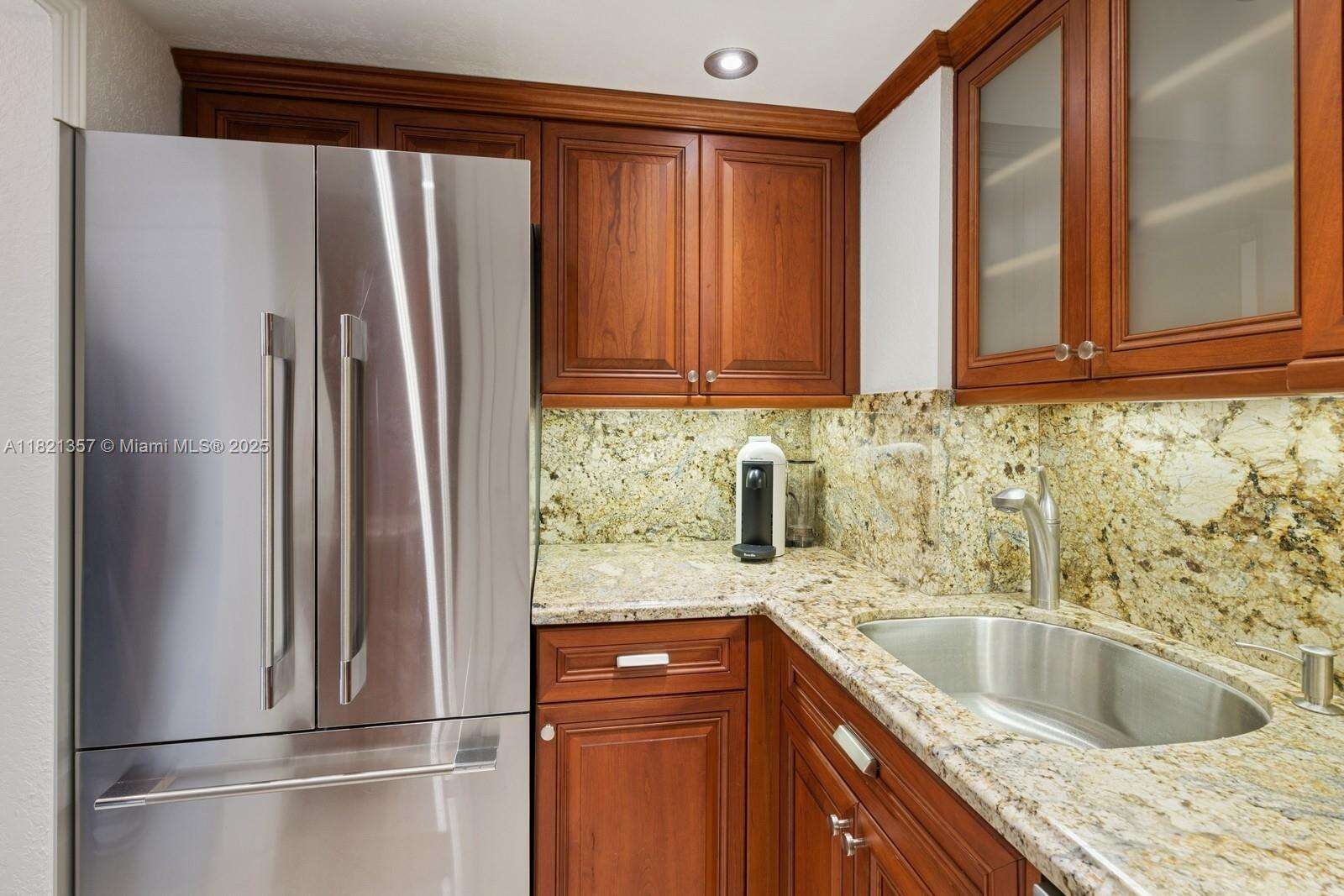 Triton Tower at 2899 Collins Ave, Miami Beach, FL 33140 - For Rent photo 15