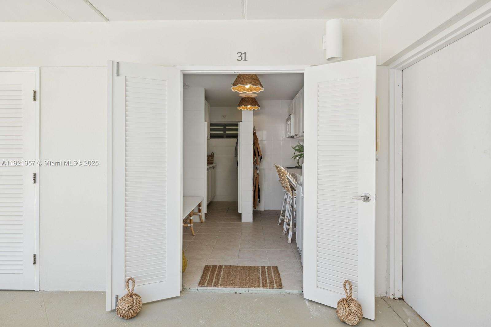 Triton Tower at 2899 Collins Ave, Miami Beach, FL 33140 - For Rent photo 16