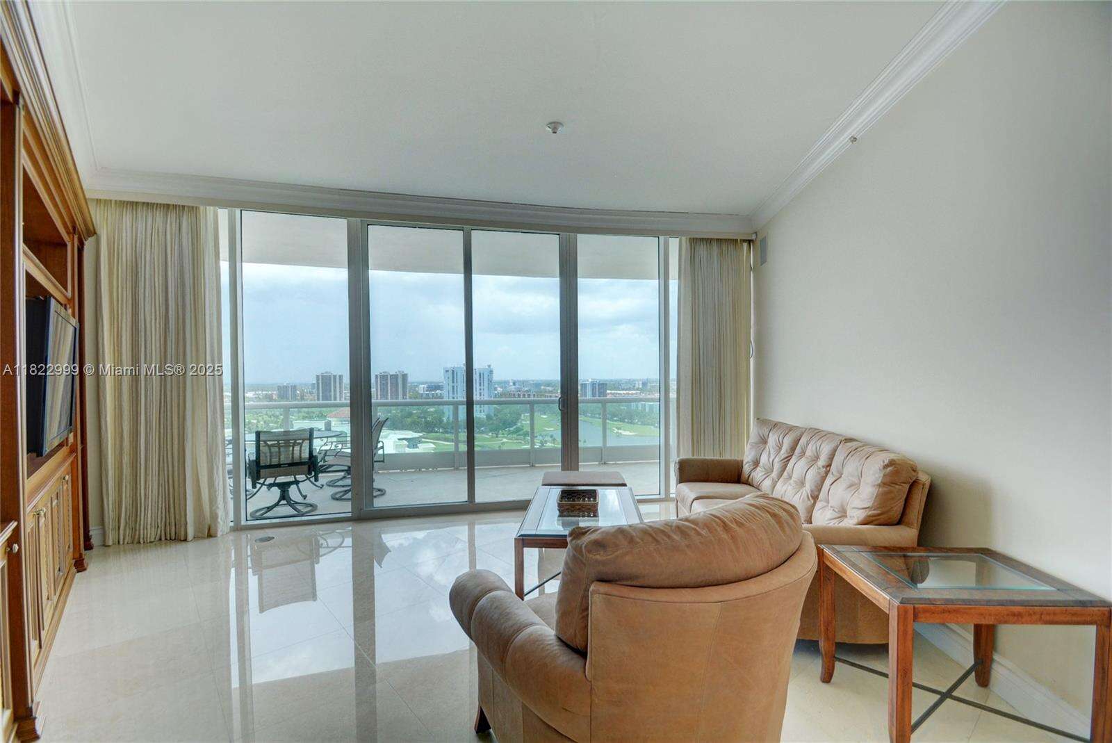 Porto Vita North at 20155 38 Ct, Aventura, FL 33180 - For Rent photo 21