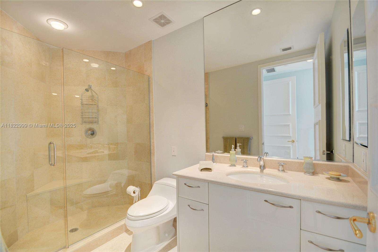 Porto Vita North at 20155 38 Ct, Aventura, FL 33180 - For Rent photo 34