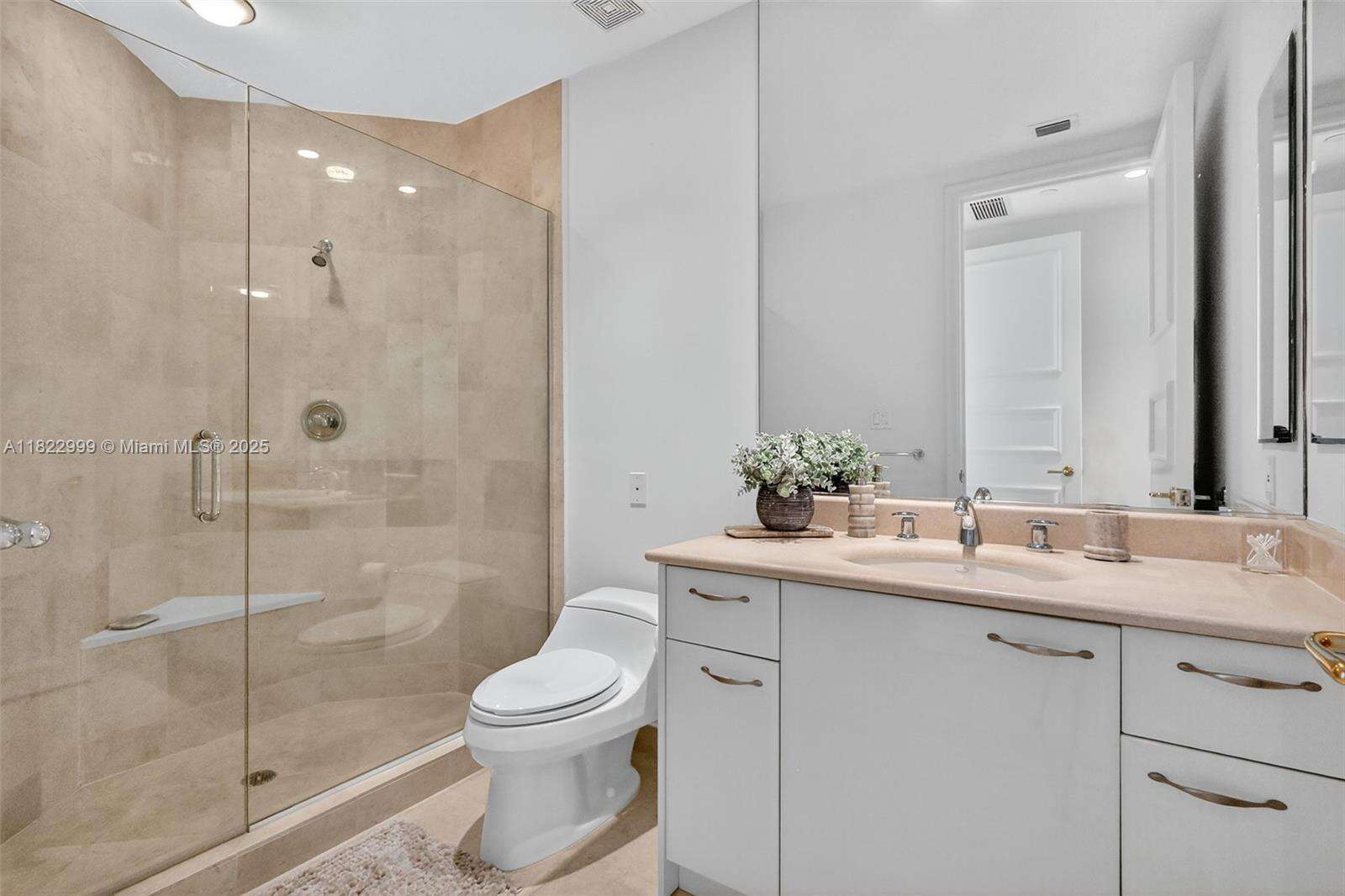 Porto Vita North at 20155 38 Ct, Aventura, FL 33180 - For Rent photo 56