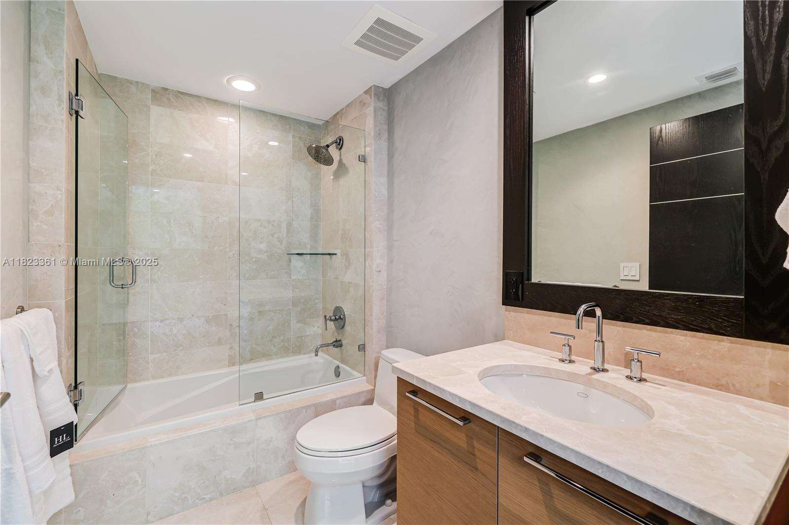 Jade Beach at 17001 Collins Ave, Sunny Isles Beach, FL 33160 - For Rent photo 19