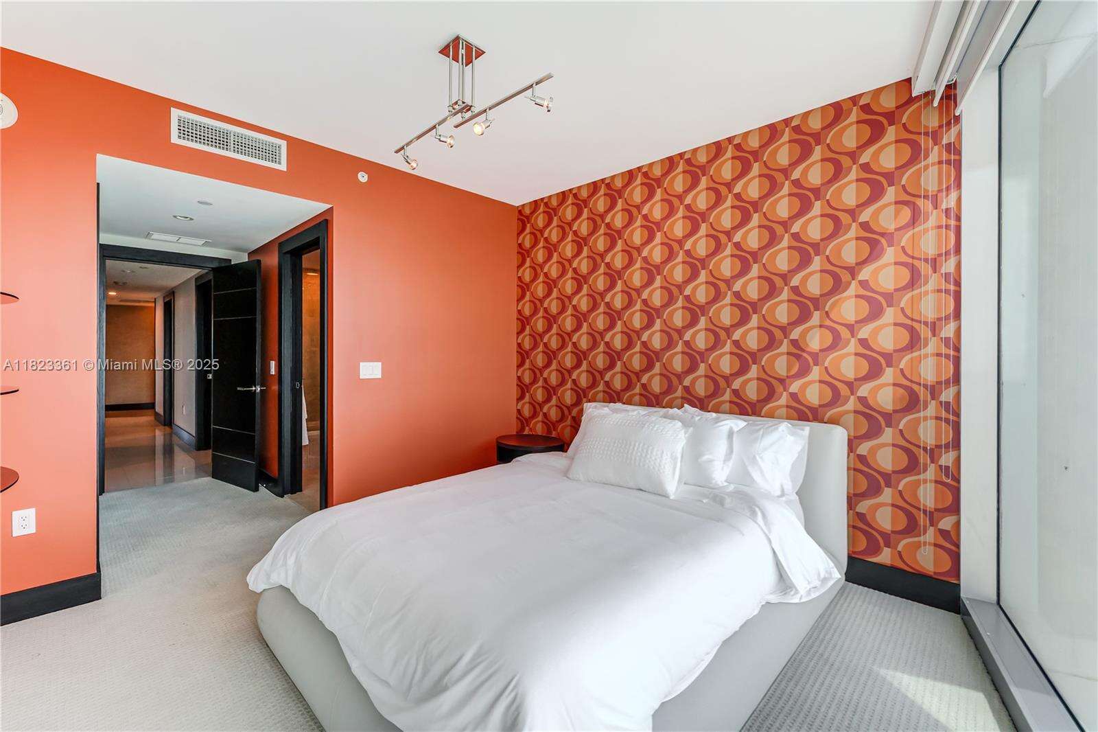 Jade Beach at 17001 Collins Ave, Sunny Isles Beach, FL 33160 - For Rent photo 23