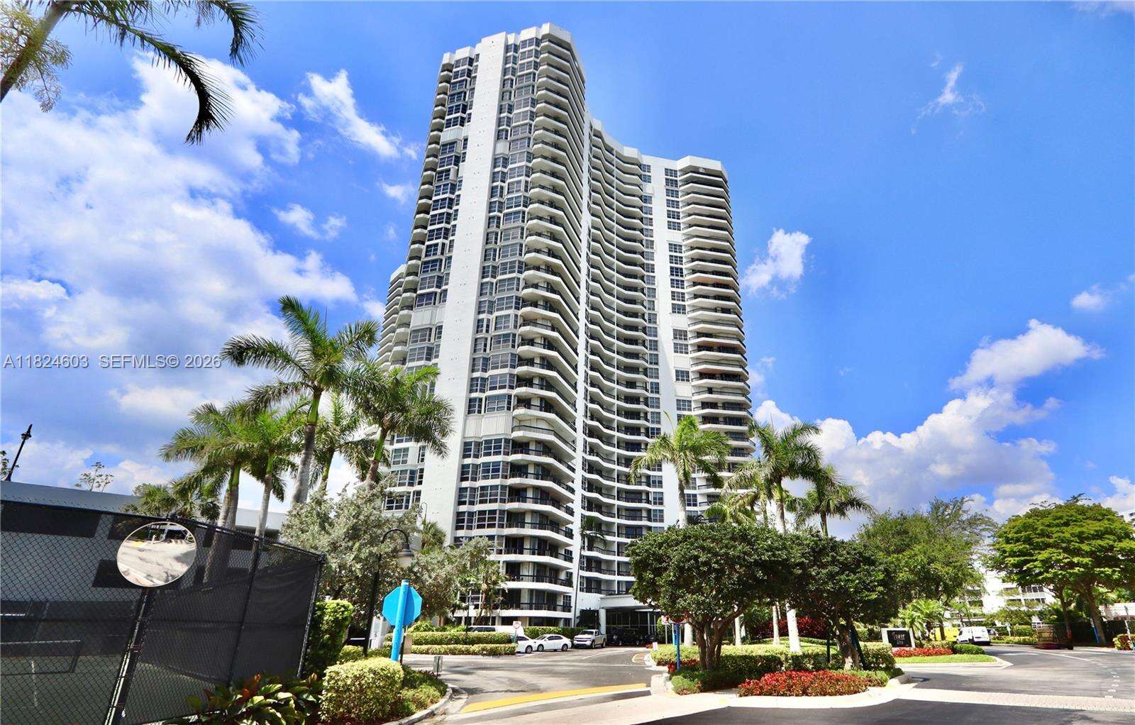 Mystic Pointe Tower 500 at 3530 Mystic Pointe Dr, Aventura, FL 33180 - For Rent photo 33