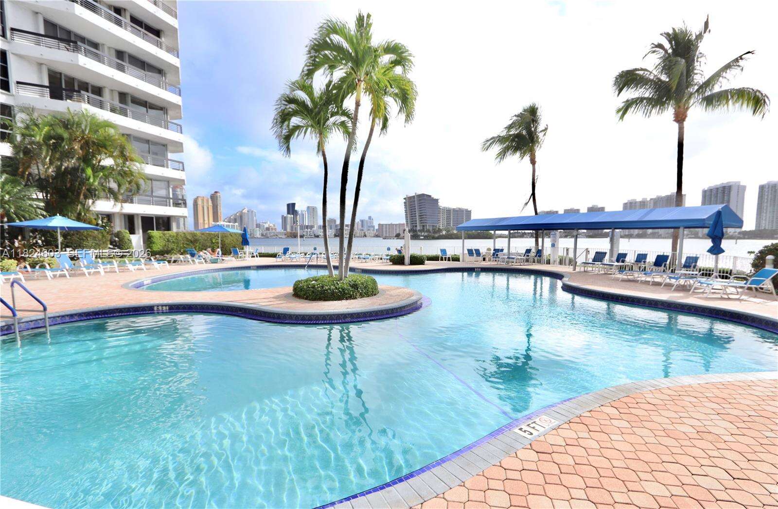 Mystic Pointe Tower 500 at 3530 Mystic Pointe Dr, Aventura, FL 33180 - For Rent photo 39