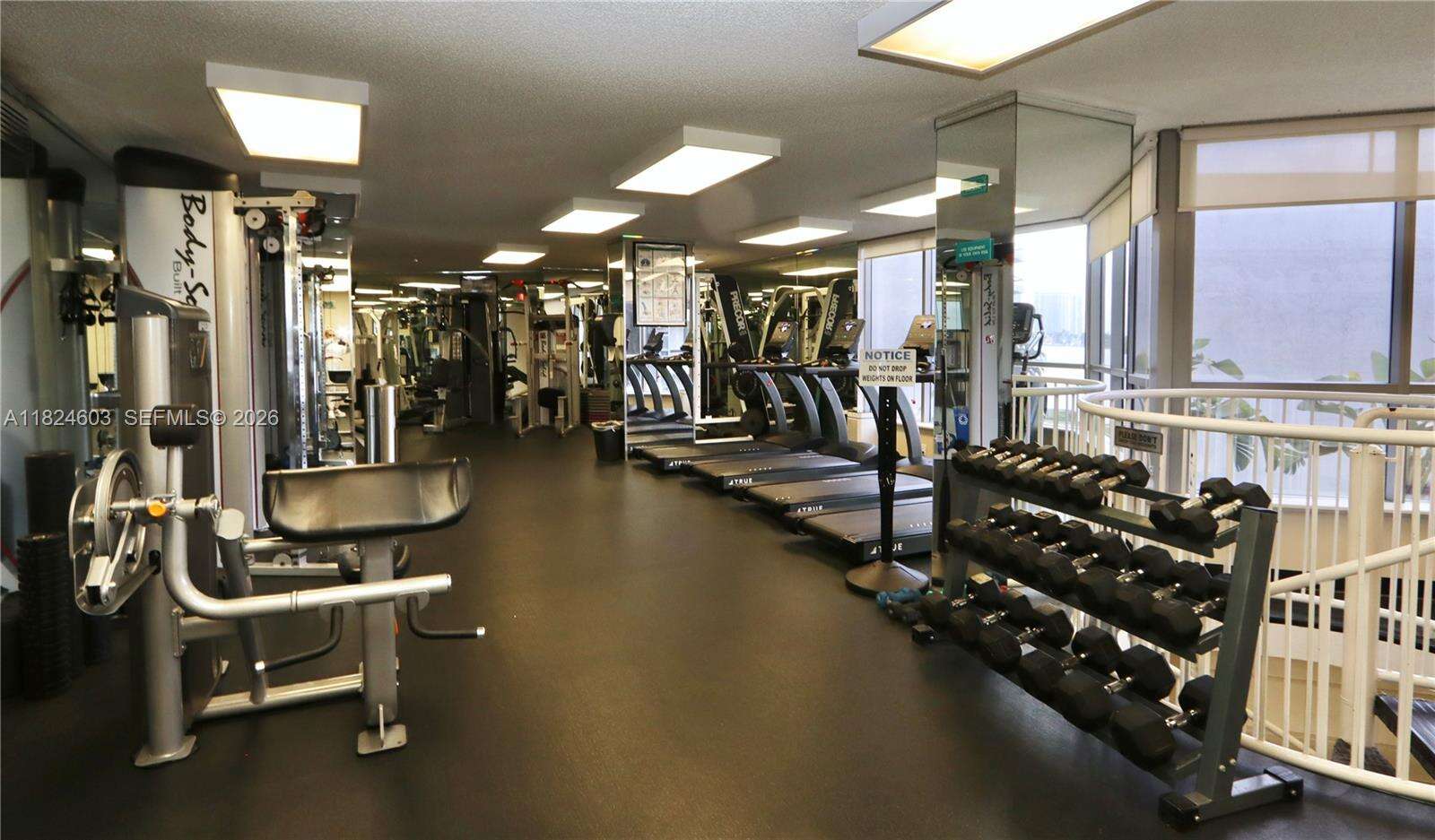 Mystic Pointe Tower 500 at 3530 Mystic Pointe Dr, Aventura, FL 33180 - For Rent photo 41