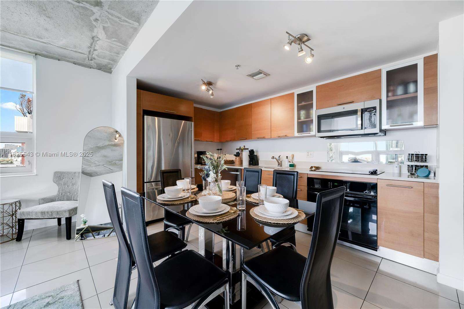 Midblock at 3250 1 Ave, Miami, FL 33137 - For Rent photo 7