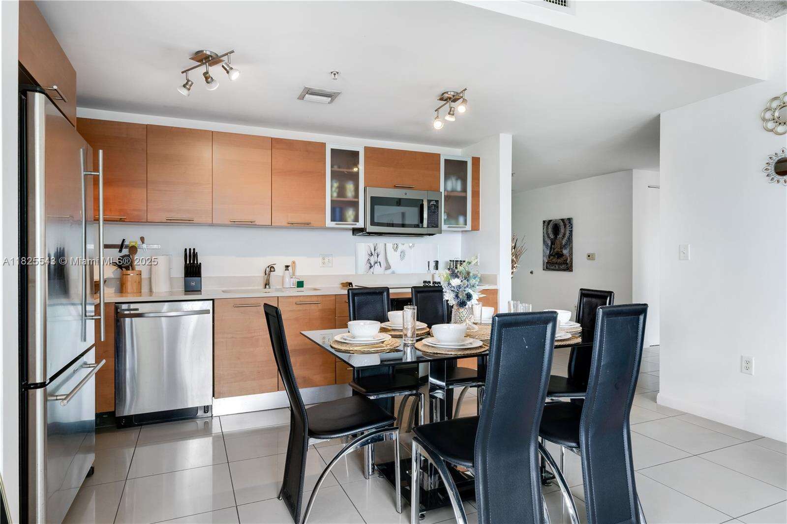Midblock at 3250 1 Ave, Miami, FL 33137 - For Rent photo 8