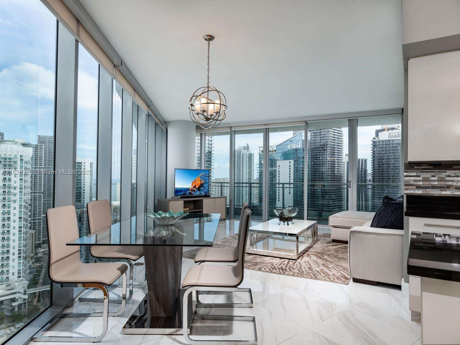 Mint at 92 3 St, Miami, FL 33130 - For Rent photo 1