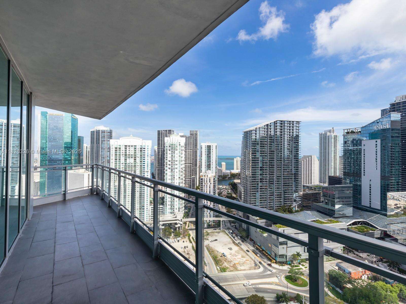 Mint at 92 3 St, Miami, FL 33130 - For Rent photo 3