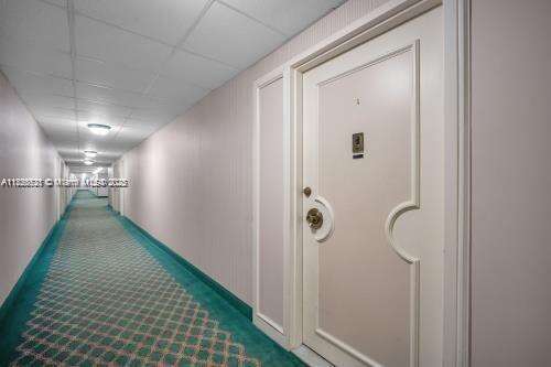 The Hemispheres at 1950 Ocean Dr, Hallandale Beach, FL 33009 - For Rent photo 2