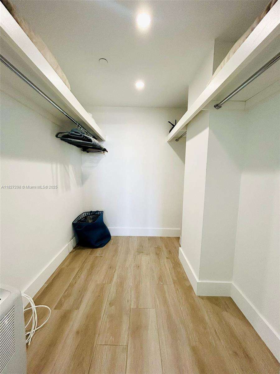 Decoplage at 100 Lincoln Rd, Miami Beach, FL 33139 - For Rent photo 11