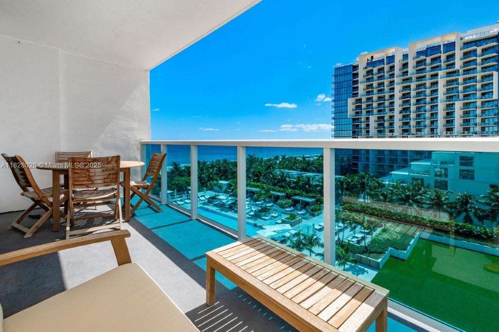 Roney Palace at 2301 Collins Ave, Miami Beach, FL 33139 - For Rent photo 2