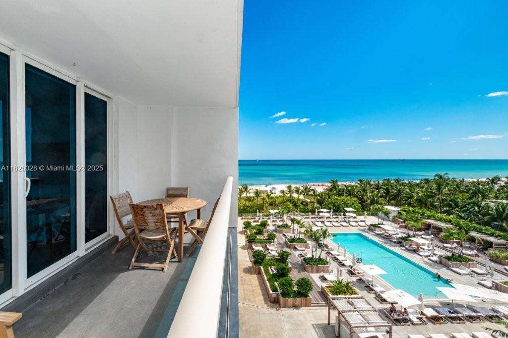 Roney Palace at 2301 Collins Ave, Miami Beach, FL 33139 - For Rent photo 15