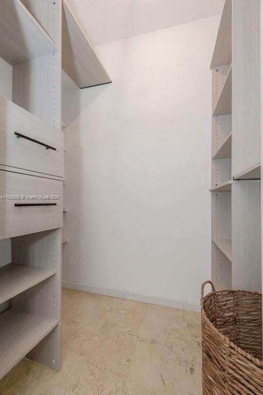 Roney Palace at 2301 Collins Ave, Miami Beach, FL 33139 - For Rent photo 28