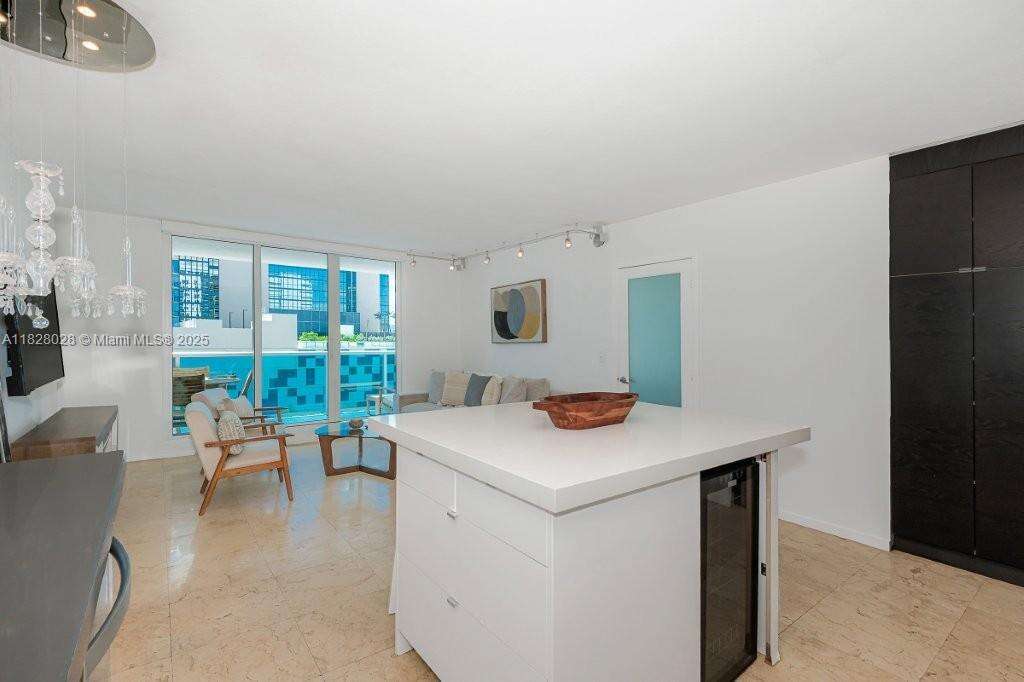 Roney Palace at 2301 Collins Ave, Miami Beach, FL 33139 - For Rent photo 5
