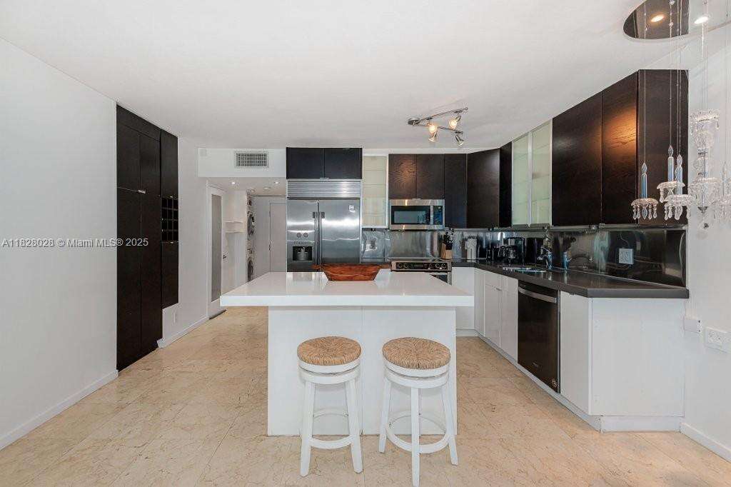 Roney Palace at 2301 Collins Ave, Miami Beach, FL 33139 - For Rent photo 8