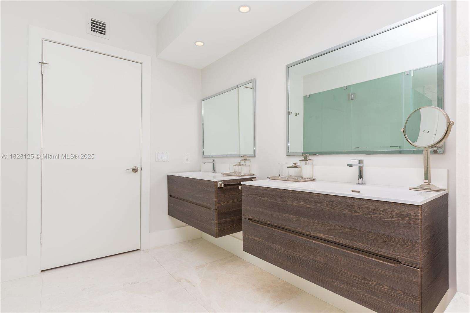 The Beach Club Two at 1830 Ocean Dr, Hallandale Beach, FL 33009 - For Rent photo 19