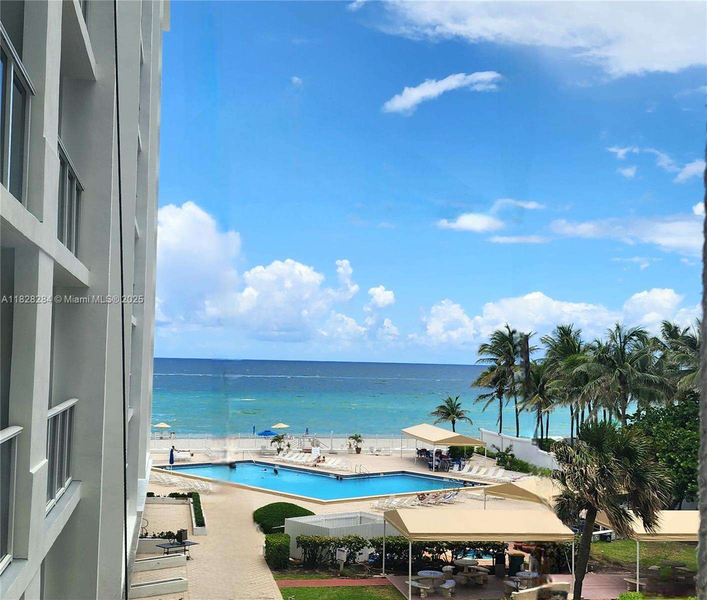 Alexander Towers at 3505 Ocean Dr, Hollywood, FL 33019 - For Rent photo 13