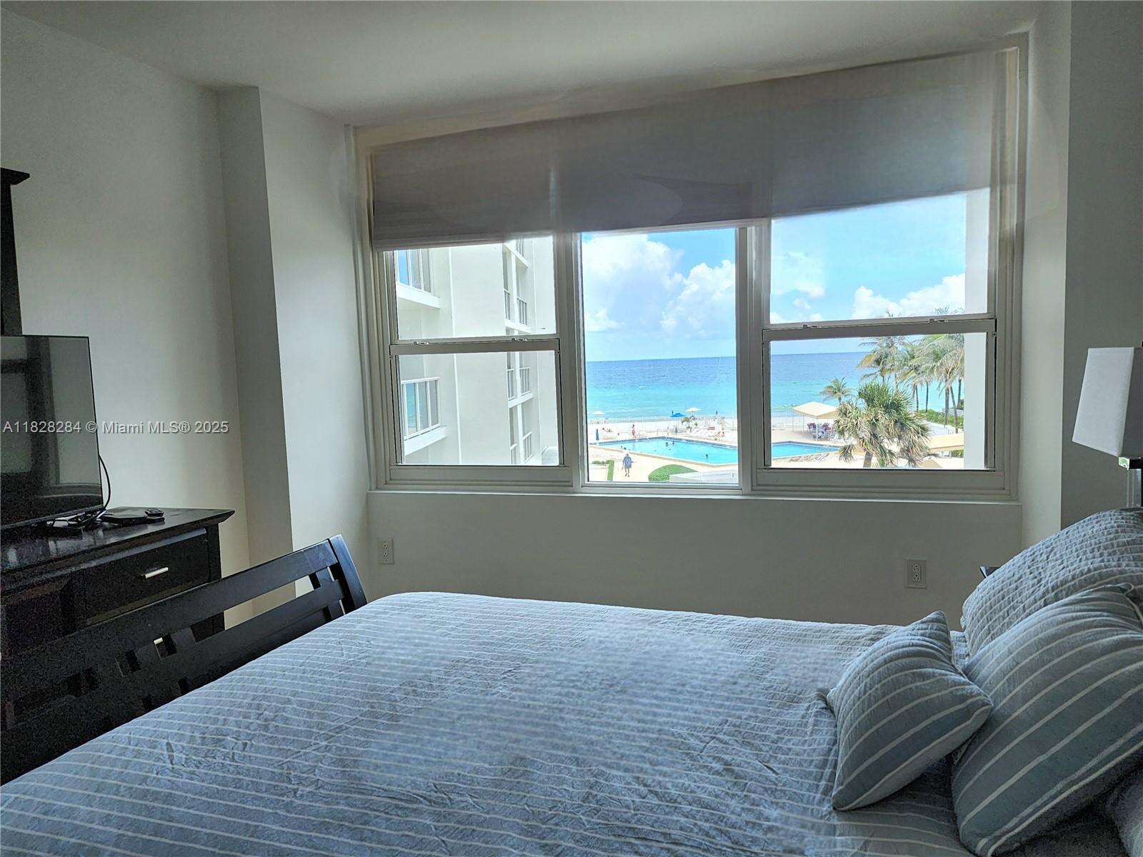 Alexander Towers at 3505 Ocean Dr, Hollywood, FL 33019 - For Rent photo 15