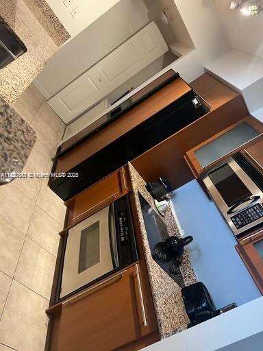 2080 Ocean Dr, Hallandale Beach, FL 33009 - For Rent photo 32
