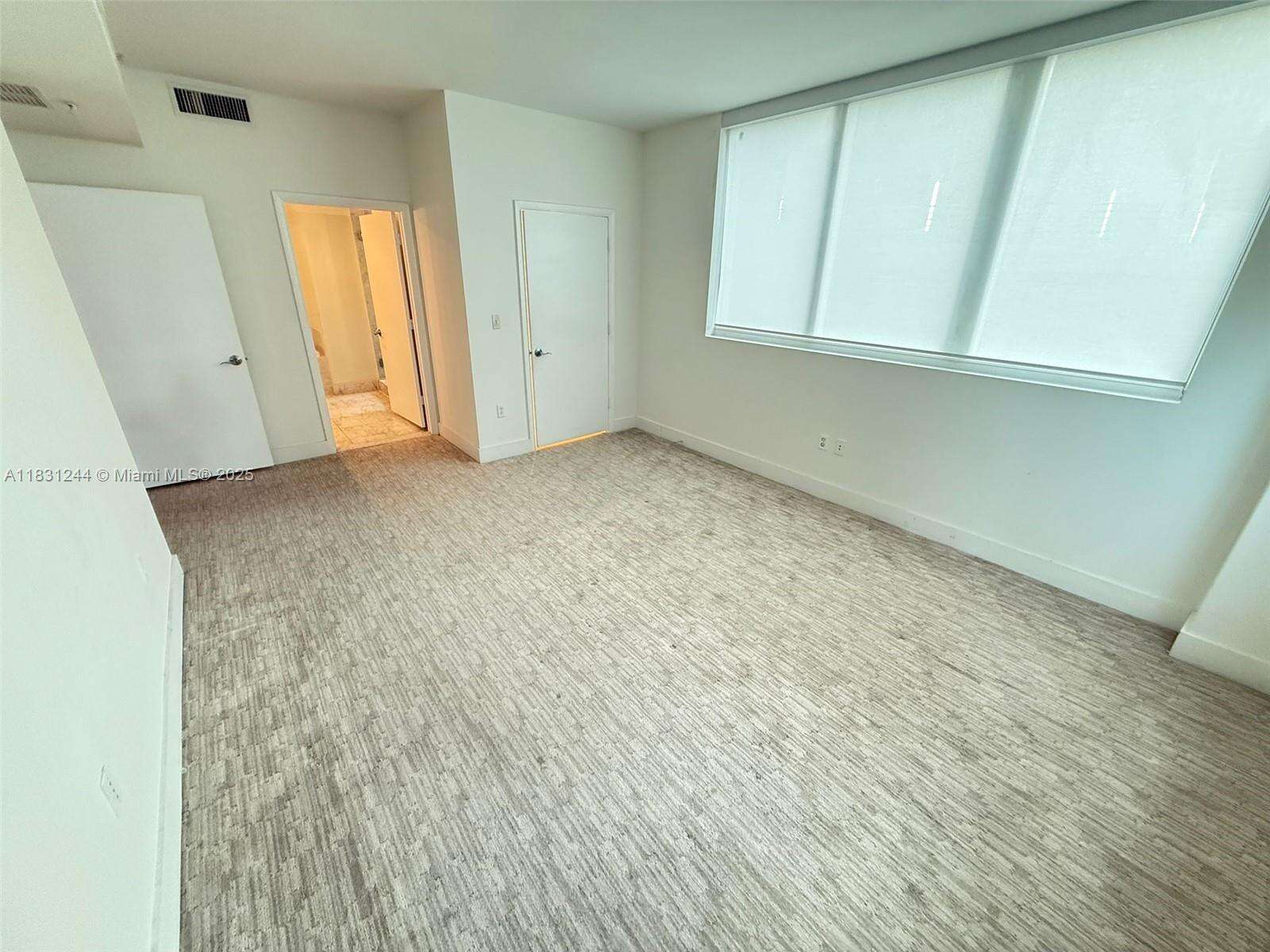 Vizcayne North at 244 Biscayne Blvd, Miami, FL 33132 - For Rent photo 8