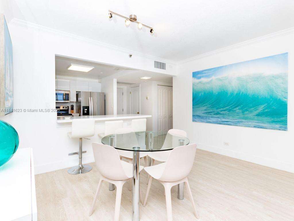 Roney Palace at 2301 Collins Ave, Miami Beach, FL 33139 - For Rent photo 5