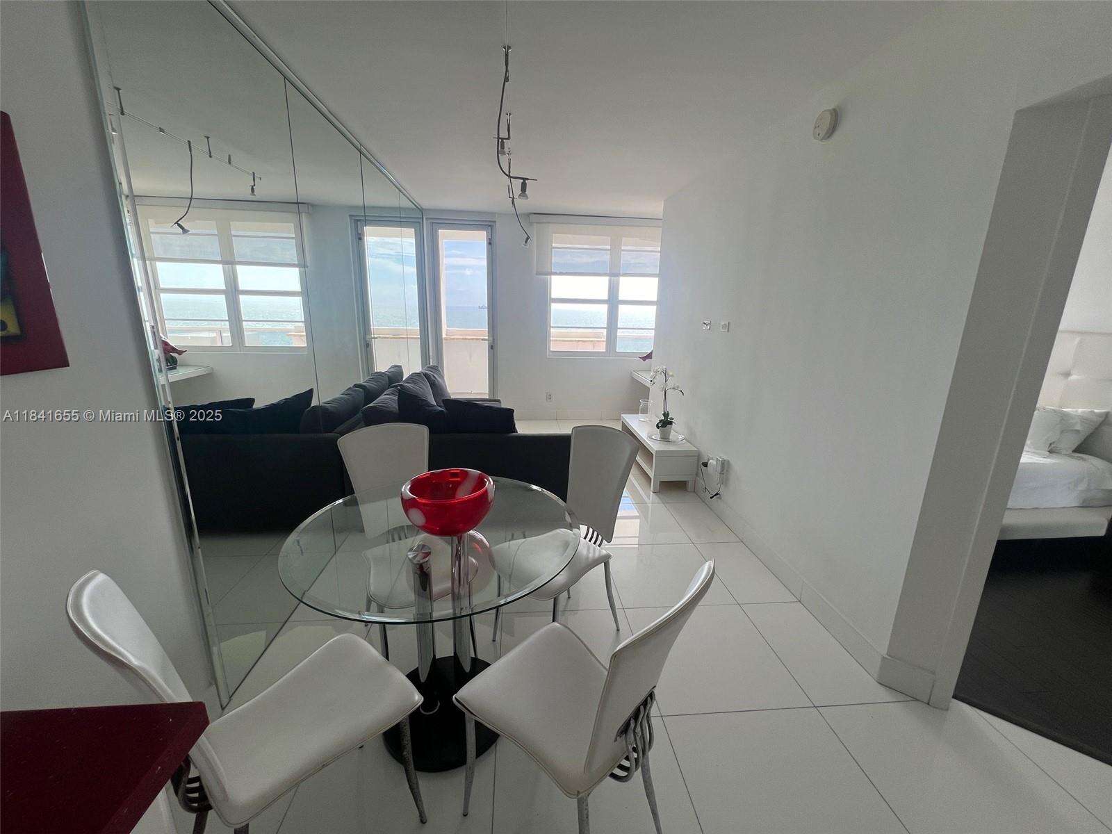 Decoplage at 100 Lincoln Rd, Miami Beach, FL 33139 - For Rent photo 9
