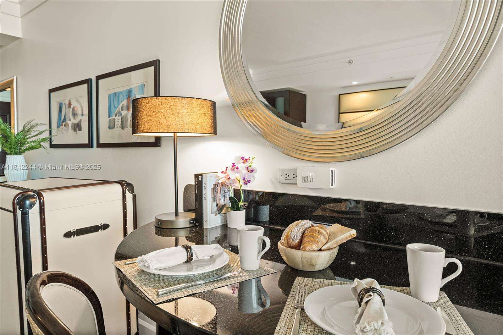 Fontainebleau 3 at 4391 Collins Ave, Miami Beach, FL 33140 - For Rent photo 16