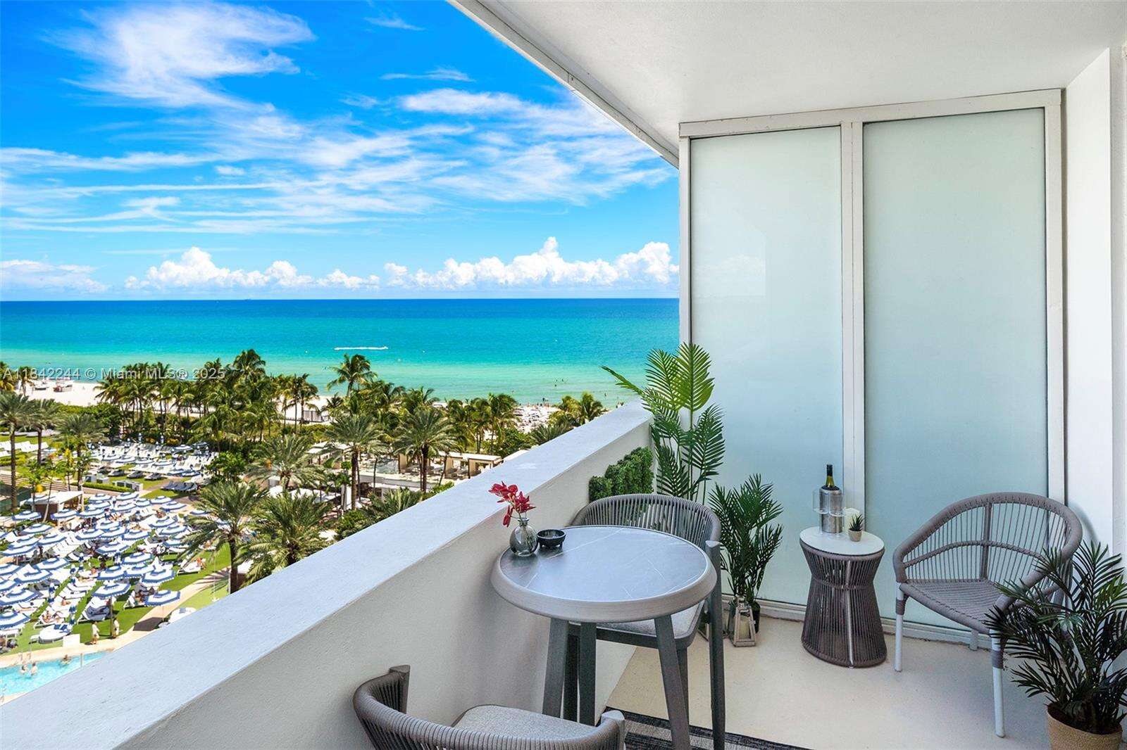 Fontainebleau 3 at 4391 Collins Ave, Miami Beach, FL 33140 - For Rent photo 28