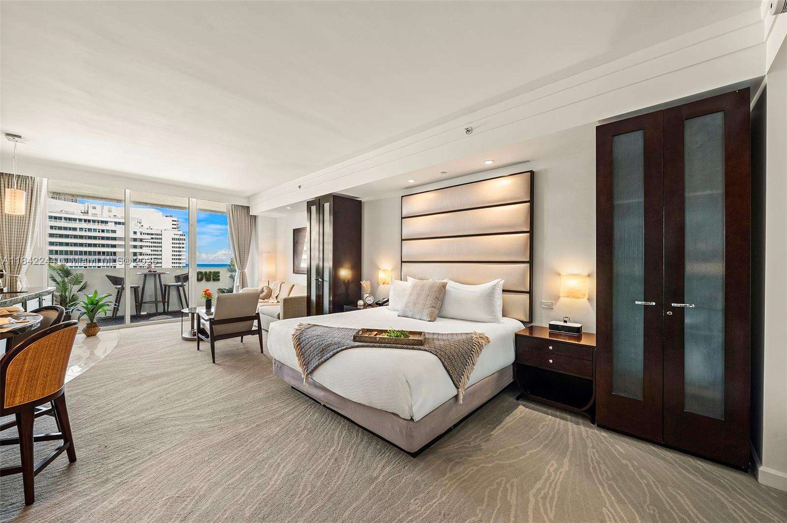 Fontainebleau 3 at 4391 Collins Ave, Miami Beach, FL 33140 - For Rent photo 31