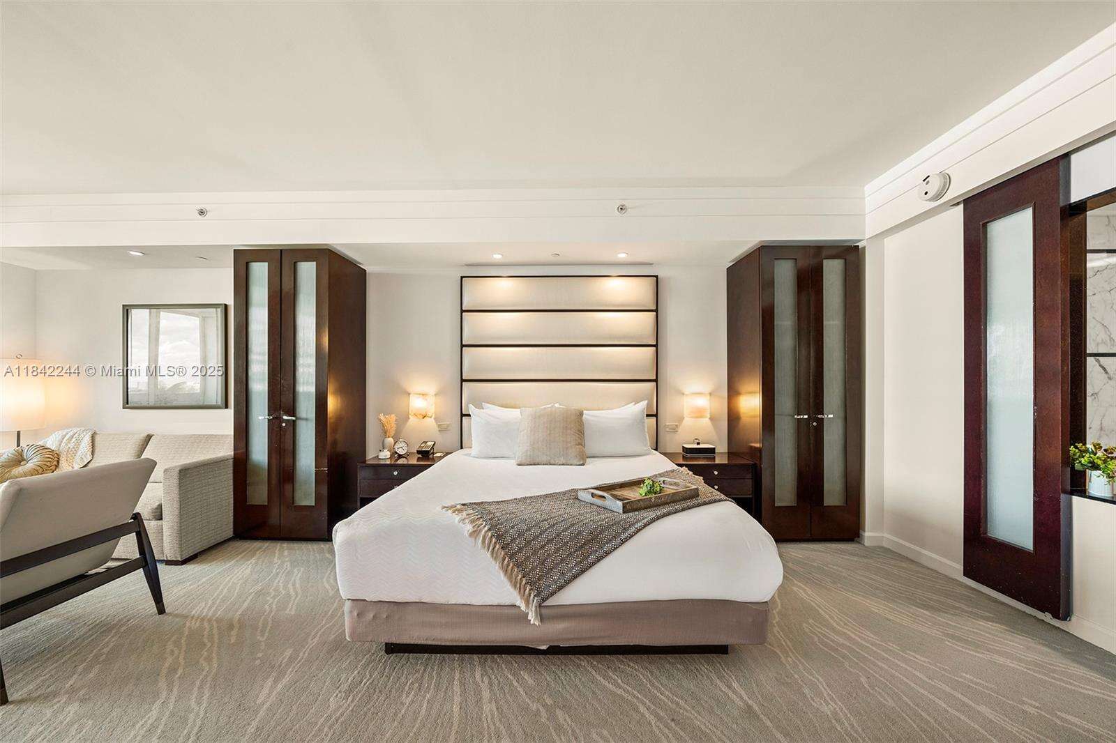 Fontainebleau 3 at 4391 Collins Ave, Miami Beach, FL 33140 - For Rent photo 34