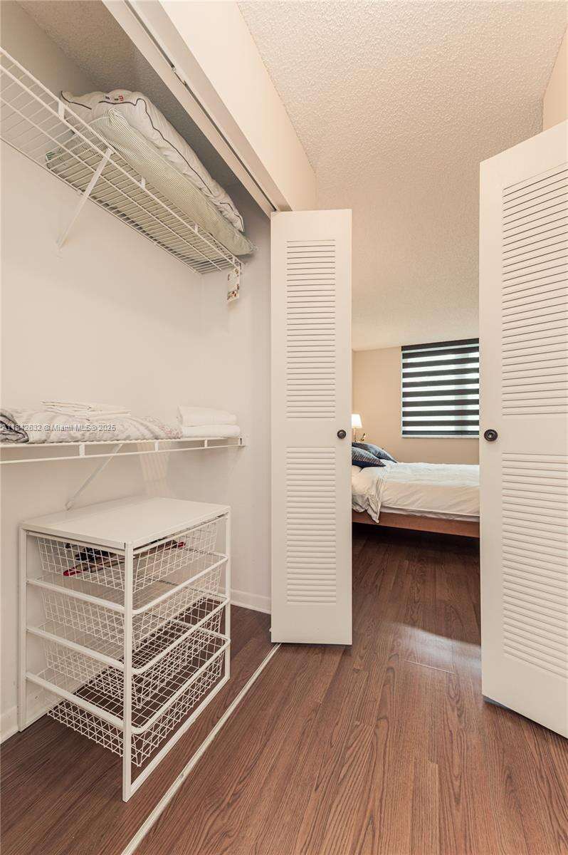 The Yacht Club At Aventura at 19801 Country Club Dr, Aventura, FL 33180 - For Rent photo 23