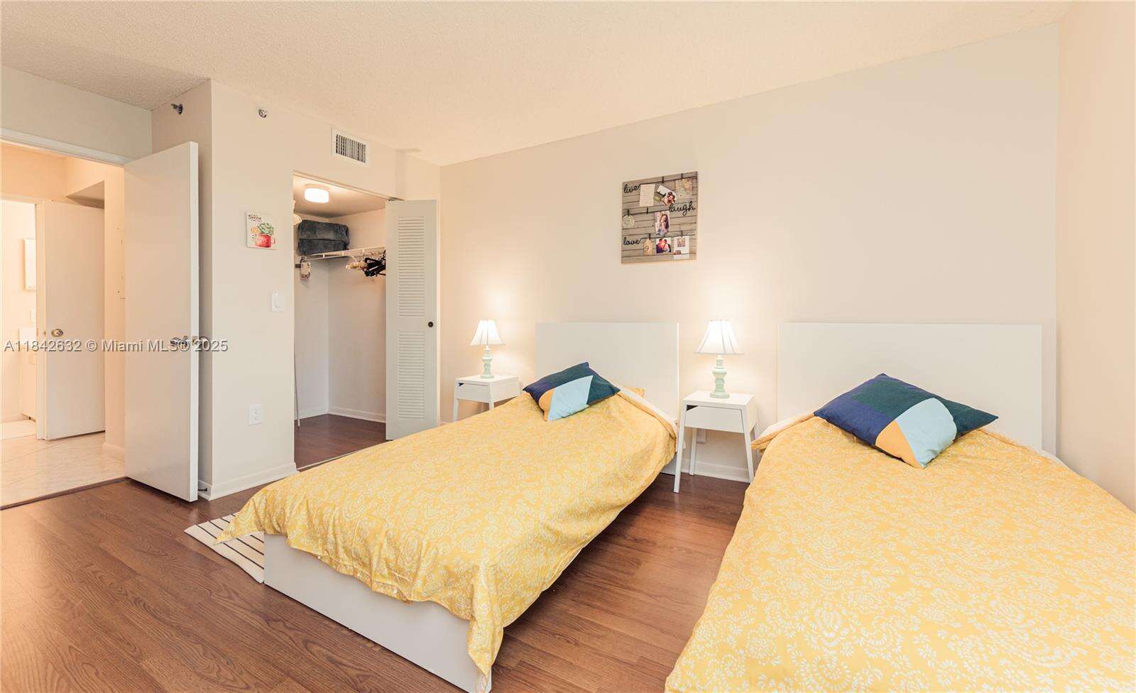 The Yacht Club At Aventura at 19801 Country Club Dr, Aventura, FL 33180 - For Rent photo 30