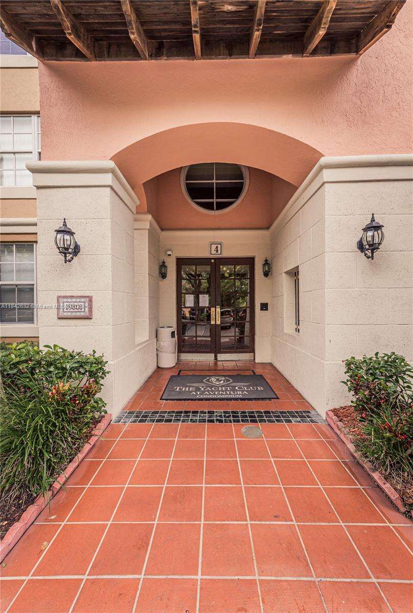 The Yacht Club At Aventura at 19801 Country Club Dr, Aventura, FL 33180 - For Rent photo 53