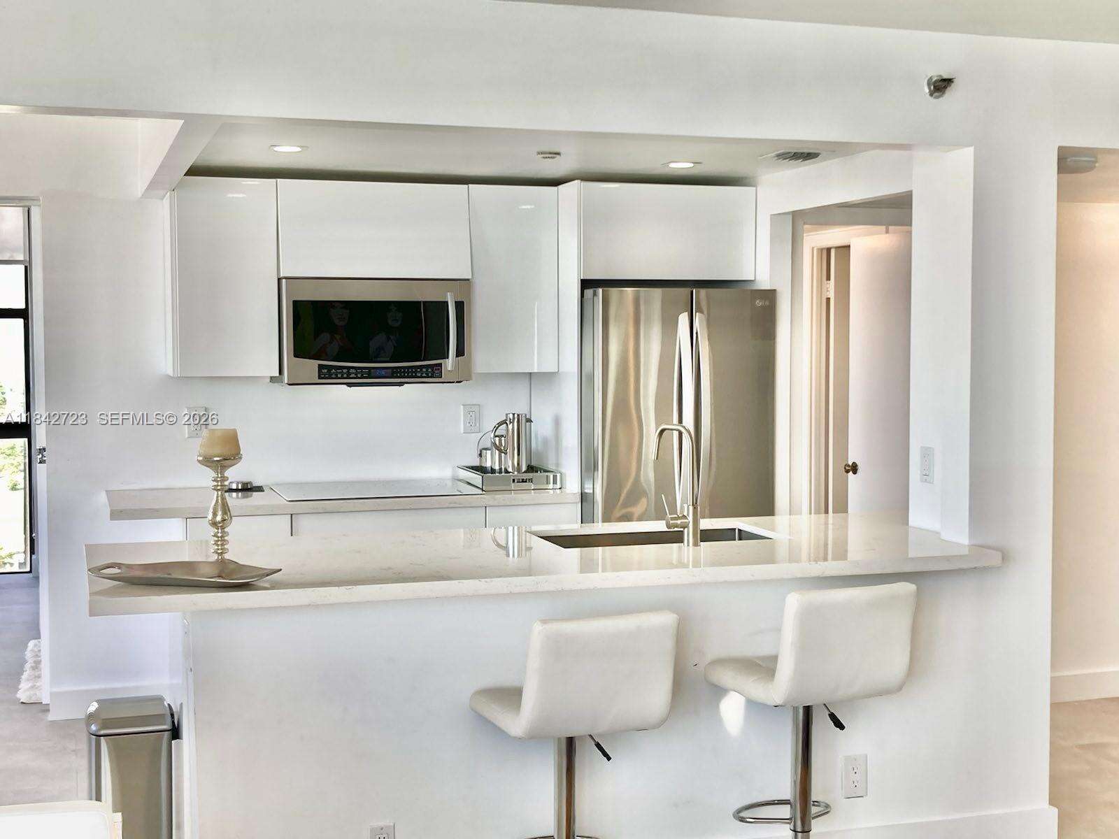 Club Atlantis at 2555 Collins Ave, Miami Beach, FL 33140 - For Rent photo 5
