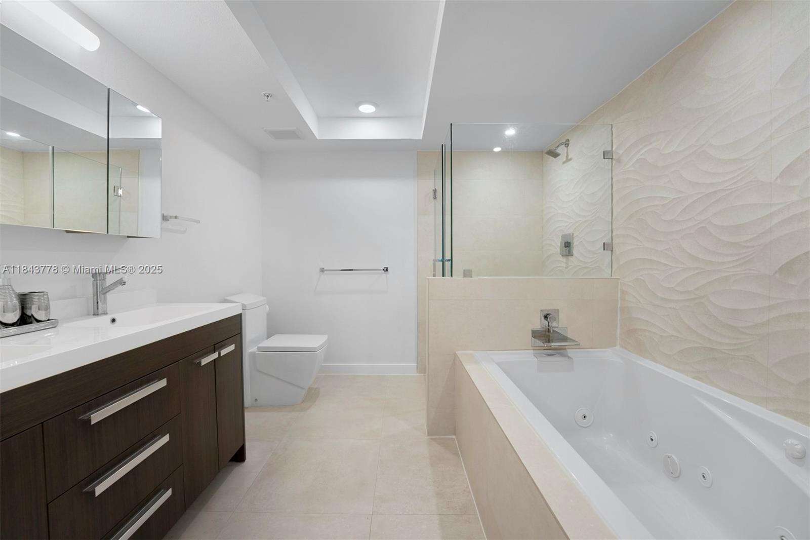 1800 Sunset Harbour Dr, Miami Beach, FL 33139 - For Rent photo 24