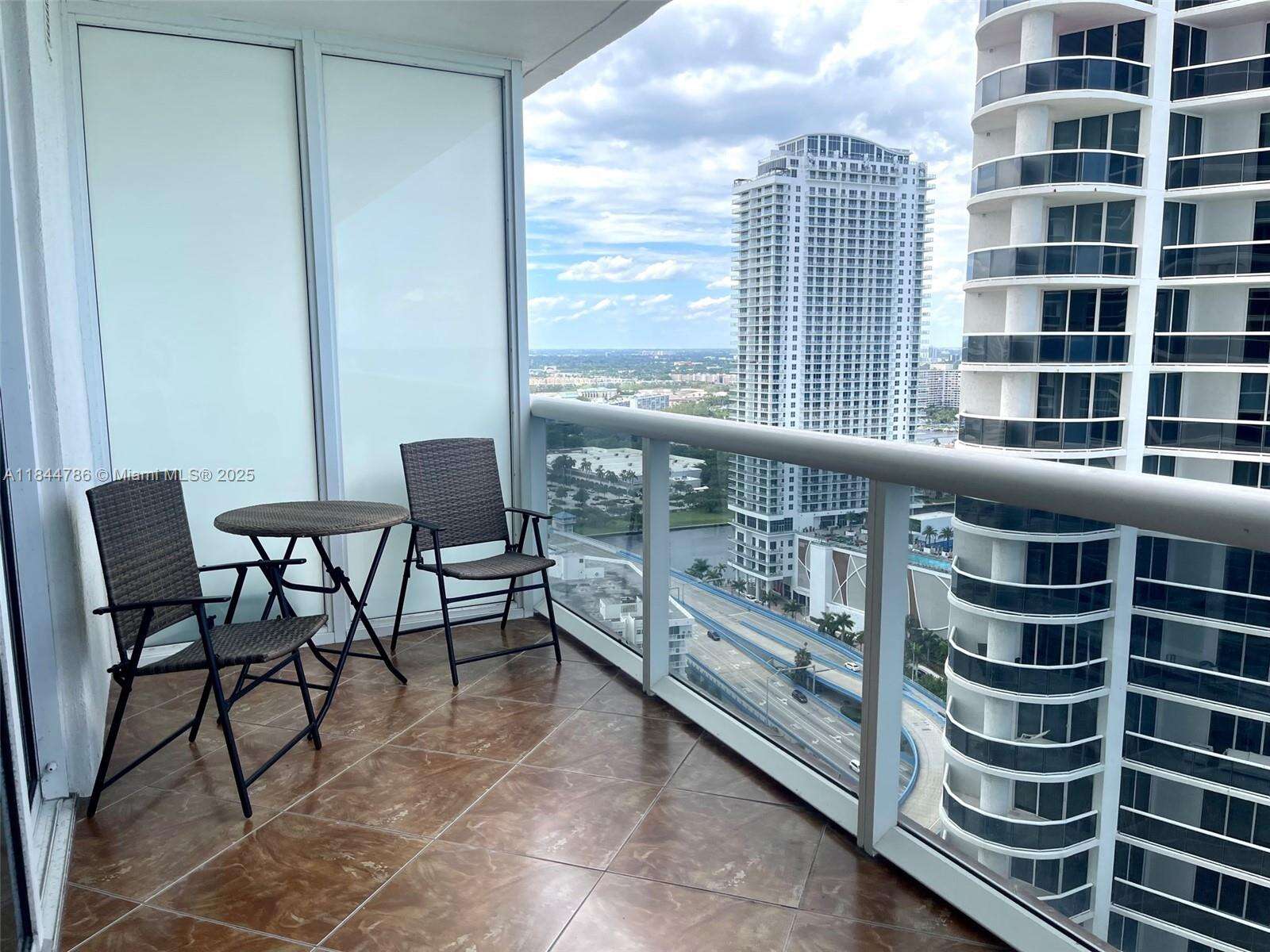 The Beach Club Two at 1830 Ocean Dr, Hallandale Beach, FL 33009 - For Rent photo 3
