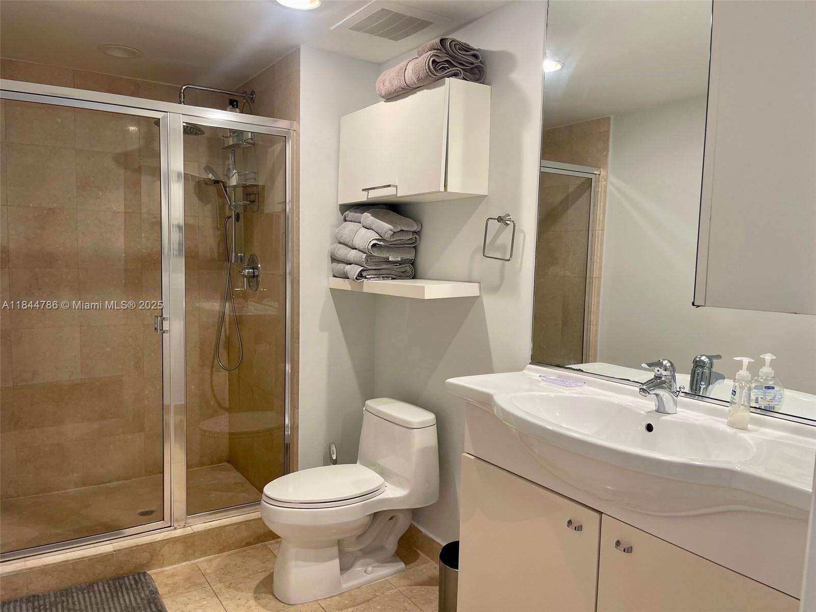 The Beach Club Two at 1830 Ocean Dr, Hallandale Beach, FL 33009 - For Rent photo 24