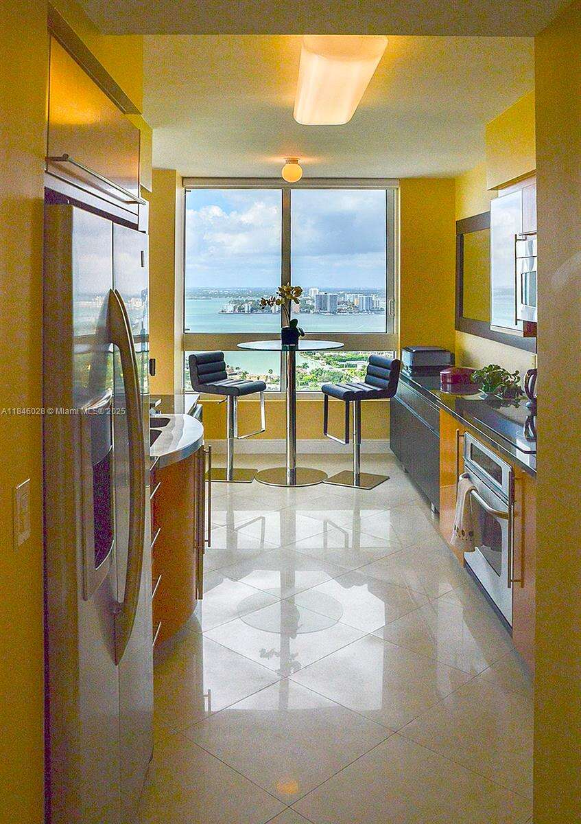 Akoya at 6365 Collins Ave, Miami Beach, FL 33141 - For Rent photo 1